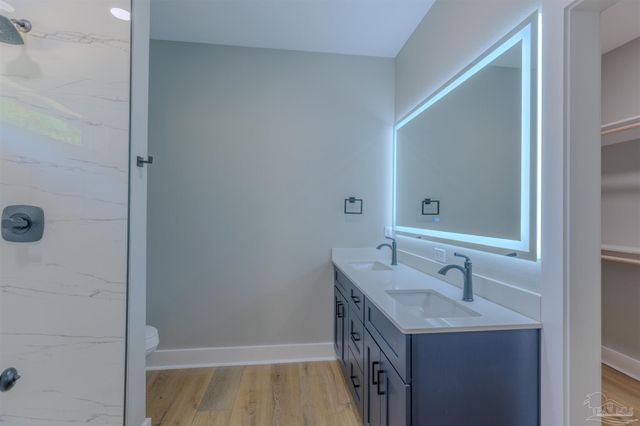 110 E Bobe St, Pensacola, FL 32503