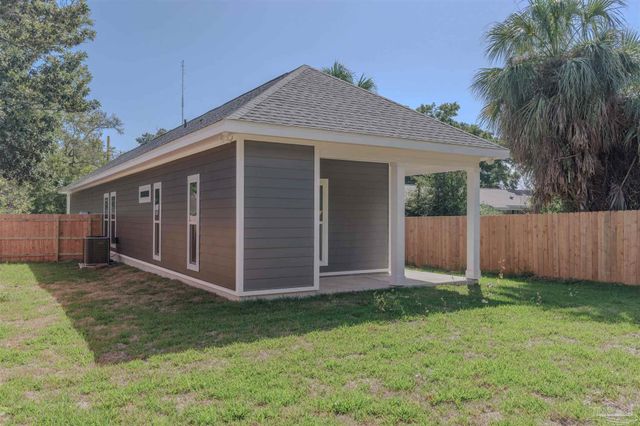 110 E Bobe St, Pensacola, FL 32503