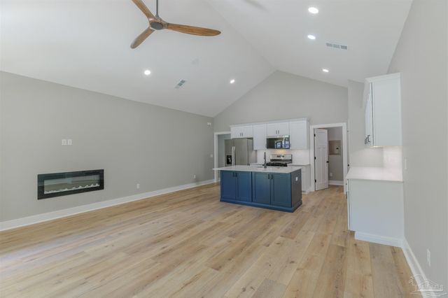 110 E Bobe St, Pensacola, FL 32503