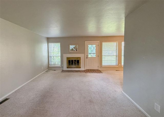 12021 Hawthorne Lane, Oklahoma City, OK 73162