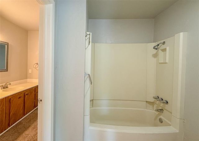 12021 Hawthorne Lane, Oklahoma City, OK 73162