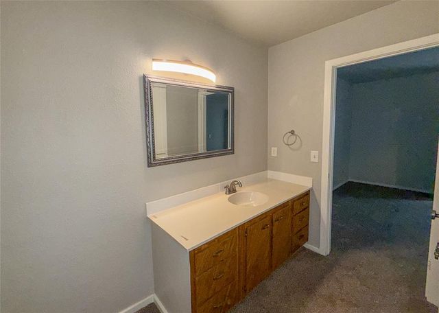 12021 Hawthorne Lane, Oklahoma City, OK 73162