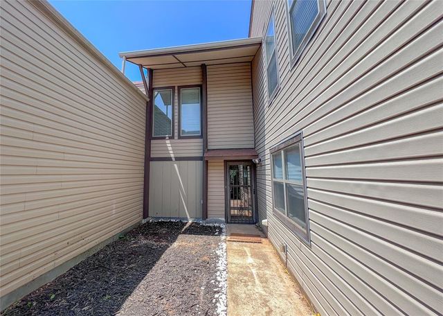 12021 Hawthorne Lane, Oklahoma City, OK 73162