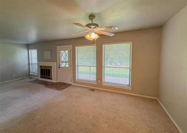 12021 Hawthorne Lane, Oklahoma City, OK 73162