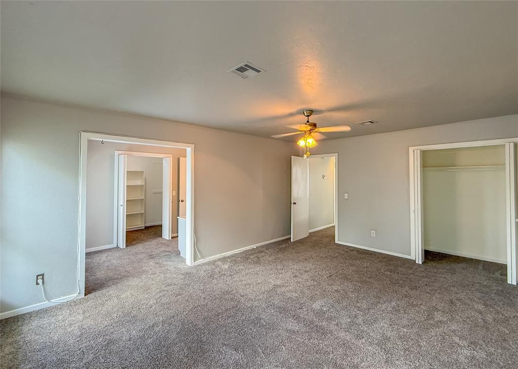 12021 Hawthorne Lane, Oklahoma City, OK 73162