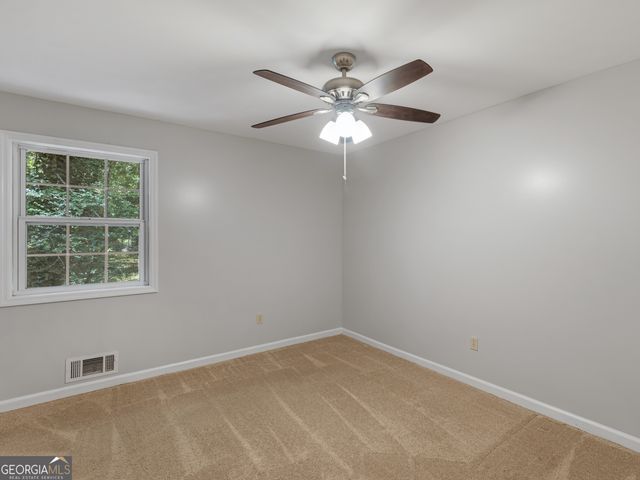 918 S McDonough Road, Griffin, GA 30224