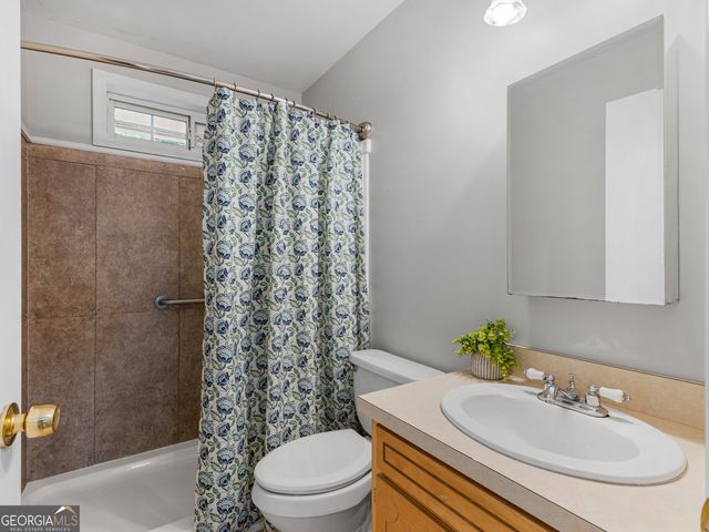 918 S McDonough Road, Griffin, GA 30224