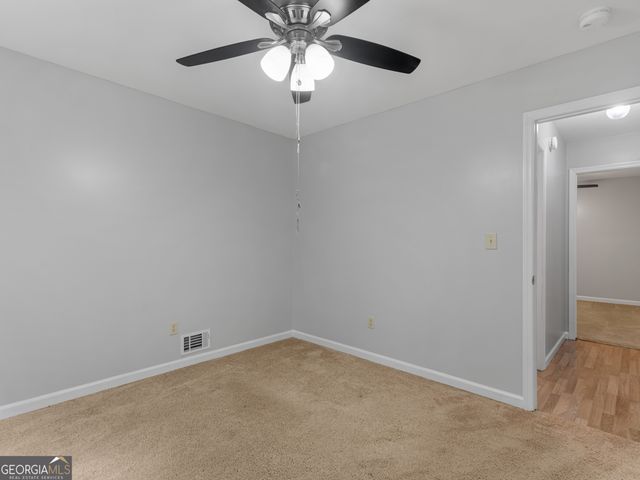 918 S McDonough Road, Griffin, GA 30224