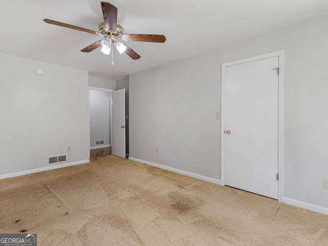 918 S McDonough Road, Griffin, GA 30224
