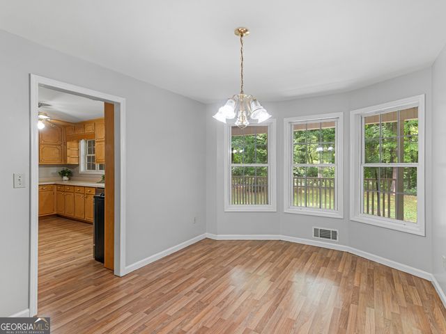 918 S McDonough Road, Griffin, GA 30224