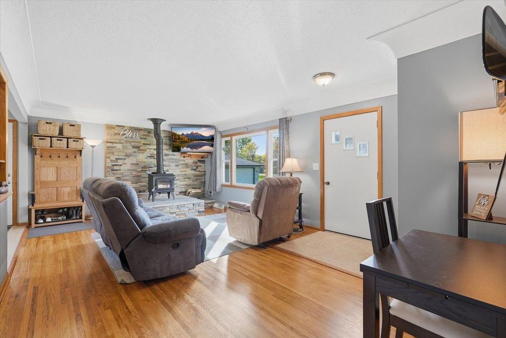 7625 162nd Avenue NE, Columbus, MN 55025 — photo 5