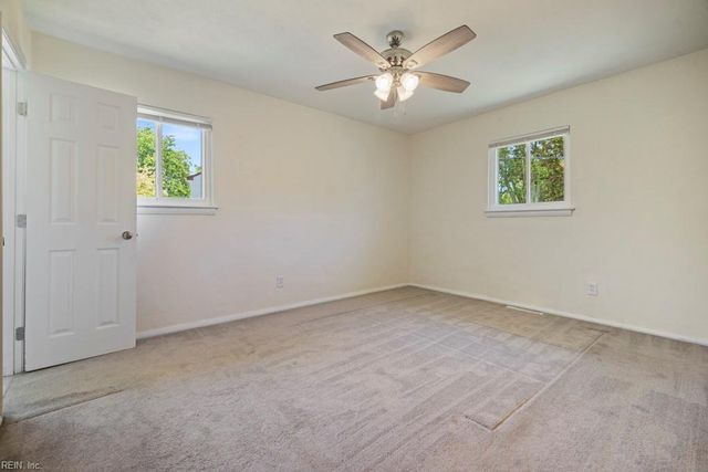 441 Beacon Hill CIR, Norfolk, VA 23502