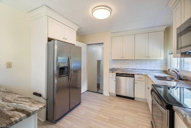 441 Beacon Hill CIR, Norfolk, VA 23502