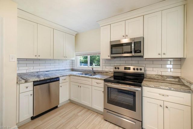 441 Beacon Hill CIR, Norfolk, VA 23502