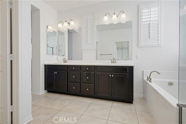 1866 Harvest Circle, Tustin, CA 92780