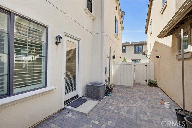1866 Harvest Circle, Tustin, CA 92780