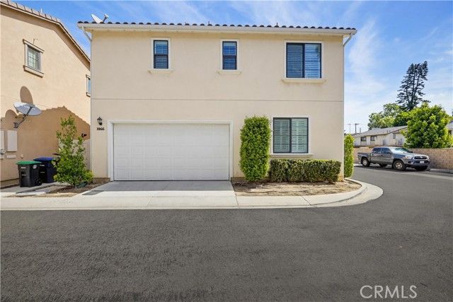 1866 Harvest Circle, Tustin, CA 92780