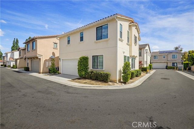 1866 Harvest Circle, Tustin, CA 92780