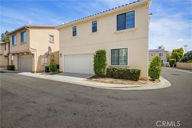 1866 Harvest Circle, Tustin, CA 92780