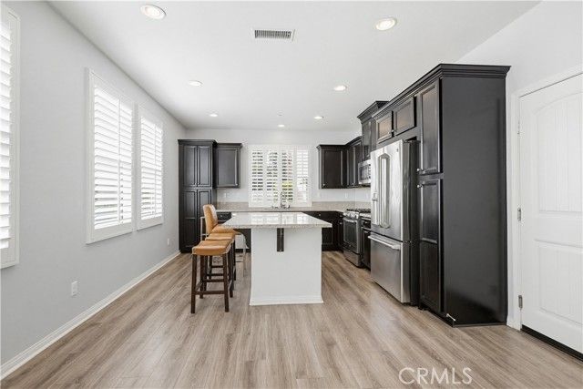 1866 Harvest Circle, Tustin, CA 92780