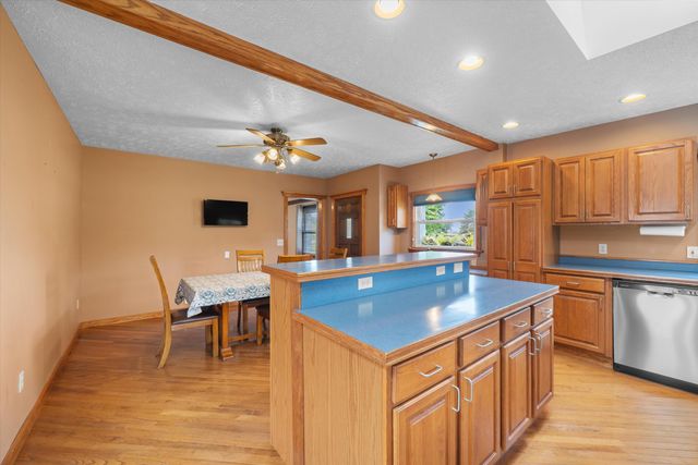 28079 Goddard Road, Romulus, MI 48174