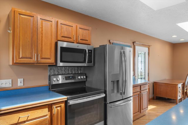 28079 Goddard Road, Romulus, MI 48174