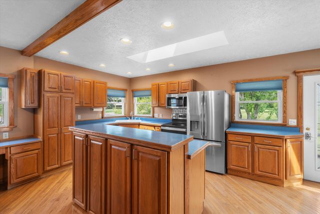 28079 Goddard Road, Romulus, MI 48174