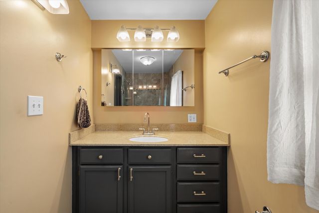 28079 Goddard Road, Romulus, MI 48174