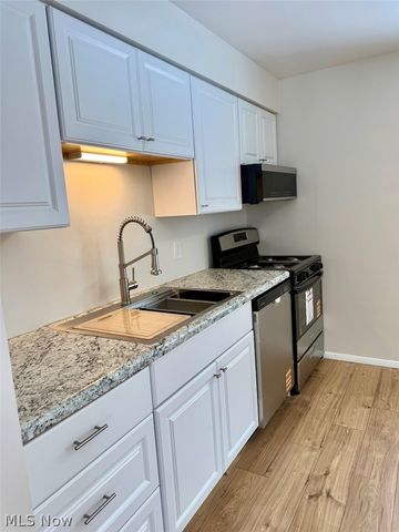 13810 Martin Drive, Garfield Heights, OH 44125