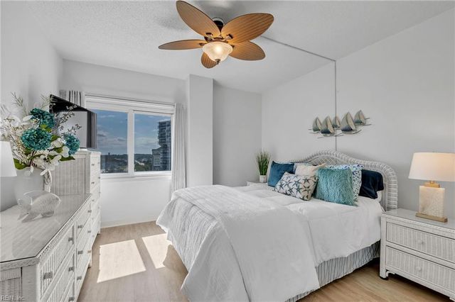 3556 Shore Dr Apt 705, Virginia Beach, VA 23455