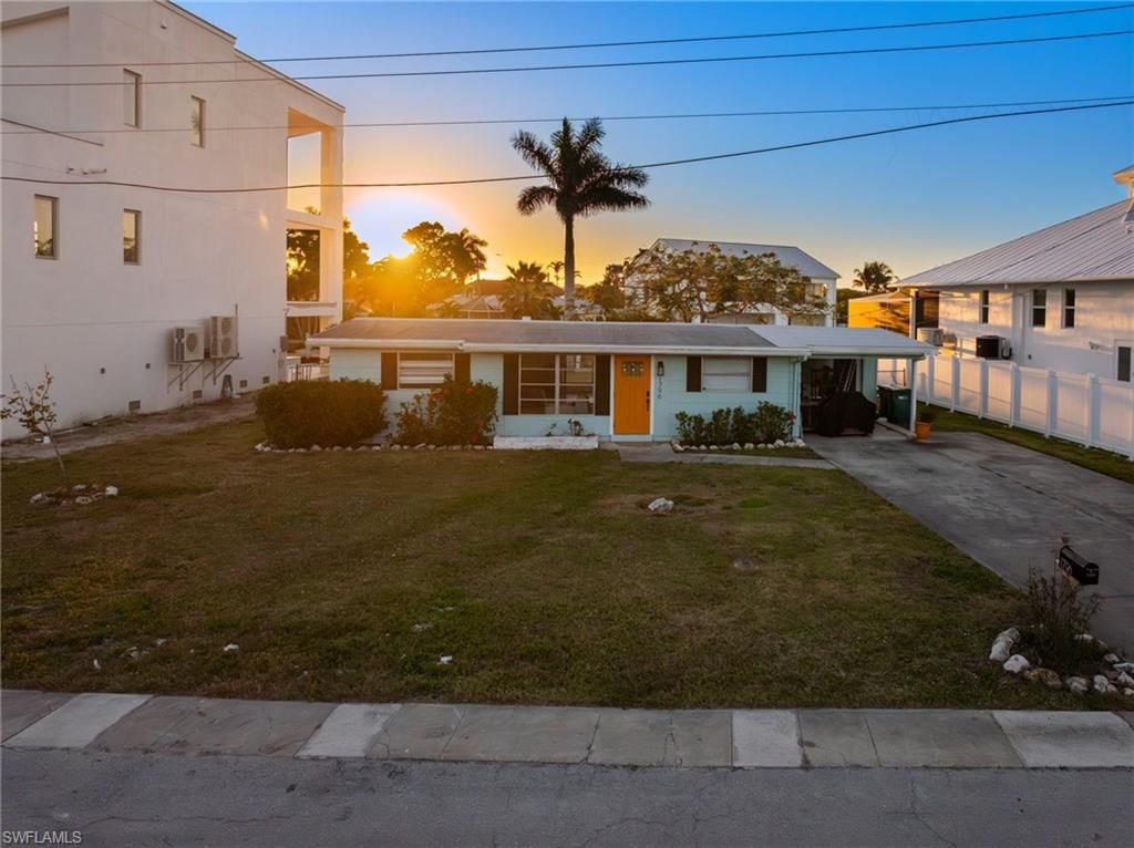1796 Holiday LN, NAPLES, FL 34104 — photo 5