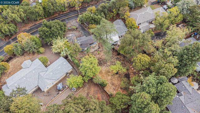 233 Sierra Dr, Walnut Creek, CA 94596