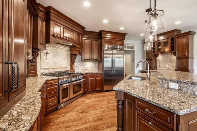 13986 Salsbury Creek Drive, Carmel, IN 46032