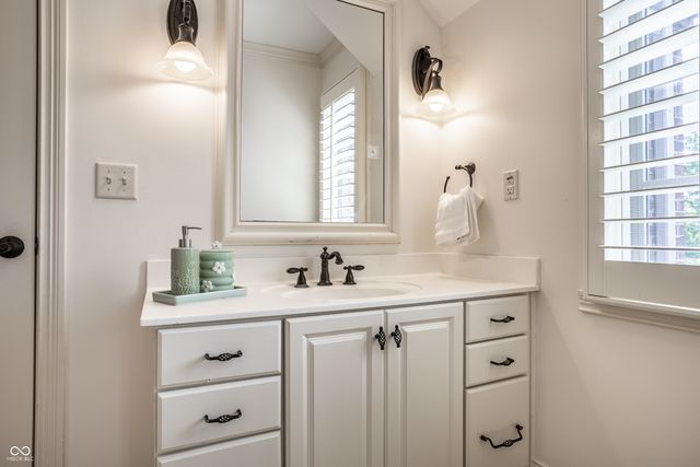 13986 Salsbury Creek Drive, Carmel, IN 46032