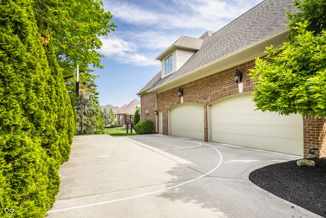 13986 Salsbury Creek Drive, Carmel, IN 46032