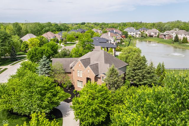 13986 Salsbury Creek Drive, Carmel, IN 46032