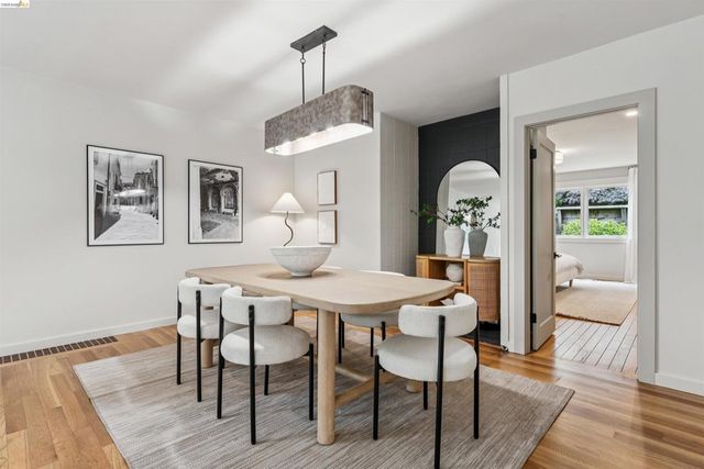 6611 Pinehaven Rd, Oakland, CA 94611