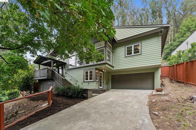 6611 Pinehaven Rd, Oakland, CA 94611