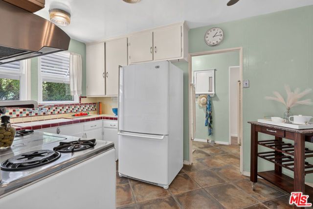 5620 Murietta Avenue, Los Angeles, CA 91401