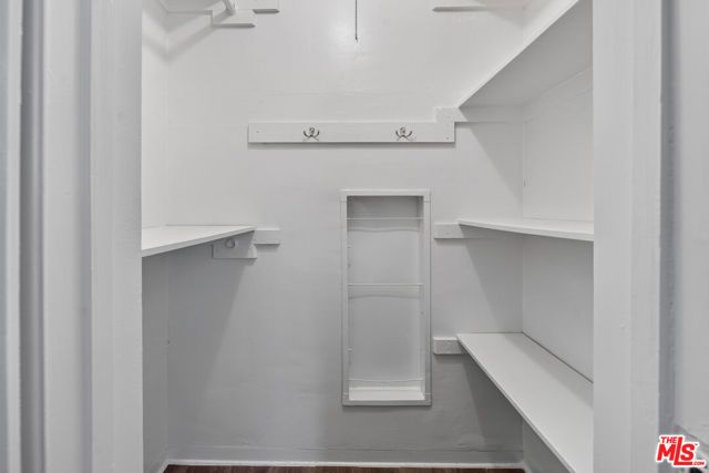 5620 Murietta Avenue, Los Angeles, CA 91401