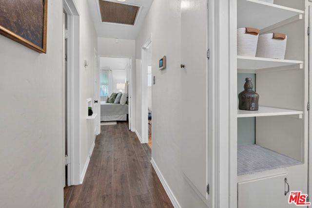 5620 Murietta Avenue, Los Angeles, CA 91401