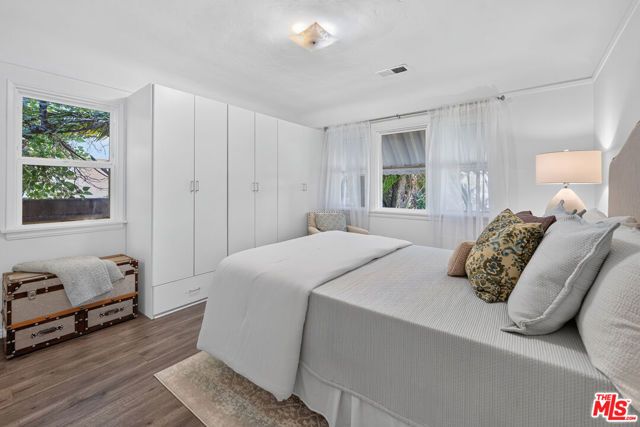 5620 Murietta Avenue, Los Angeles, CA 91401