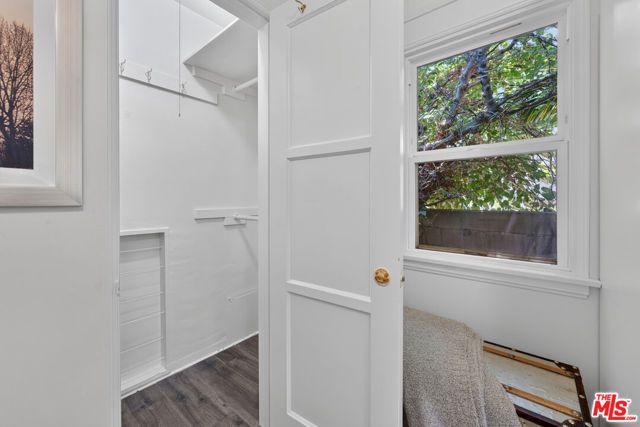 5620 Murietta Avenue, Los Angeles, CA 91401
