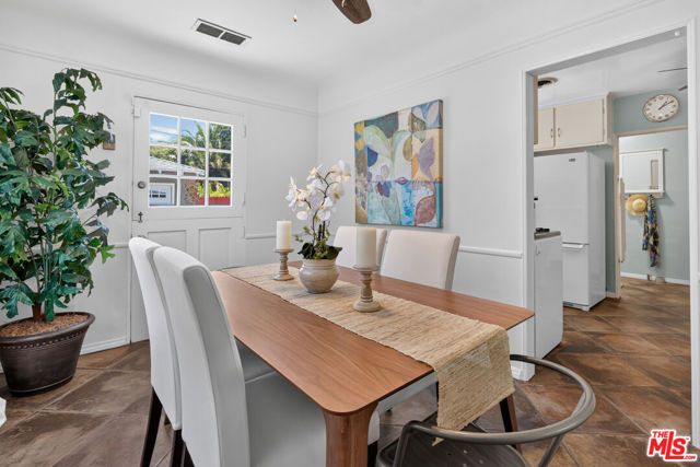 5620 Murietta Avenue, Los Angeles, CA 91401