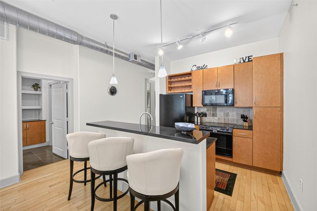 1901 Post Oak Boulevard 3210, Houston, TX 77056