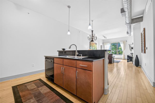 1901 Post Oak Boulevard 3210, Houston, TX 77056