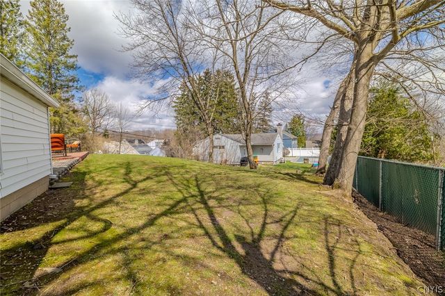 110 Harts Hill Terrace, Whitestown, NY 13492