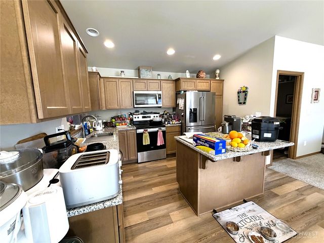 486 Hammond Lane, Rock Island, WA 98850