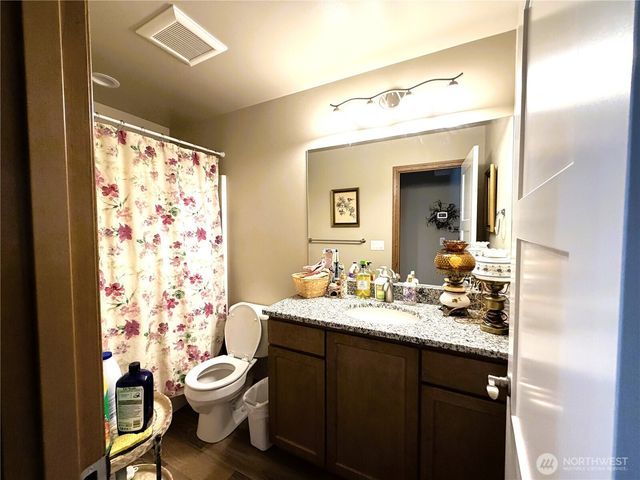 486 Hammond Lane, Rock Island, WA 98850