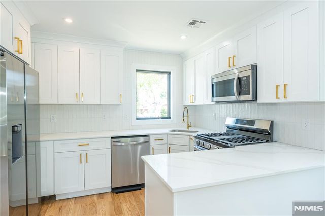 363 Park Street, Hackensack, NJ 07601